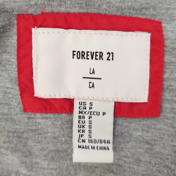 Red zip-up jacket - Picture 2 of 3